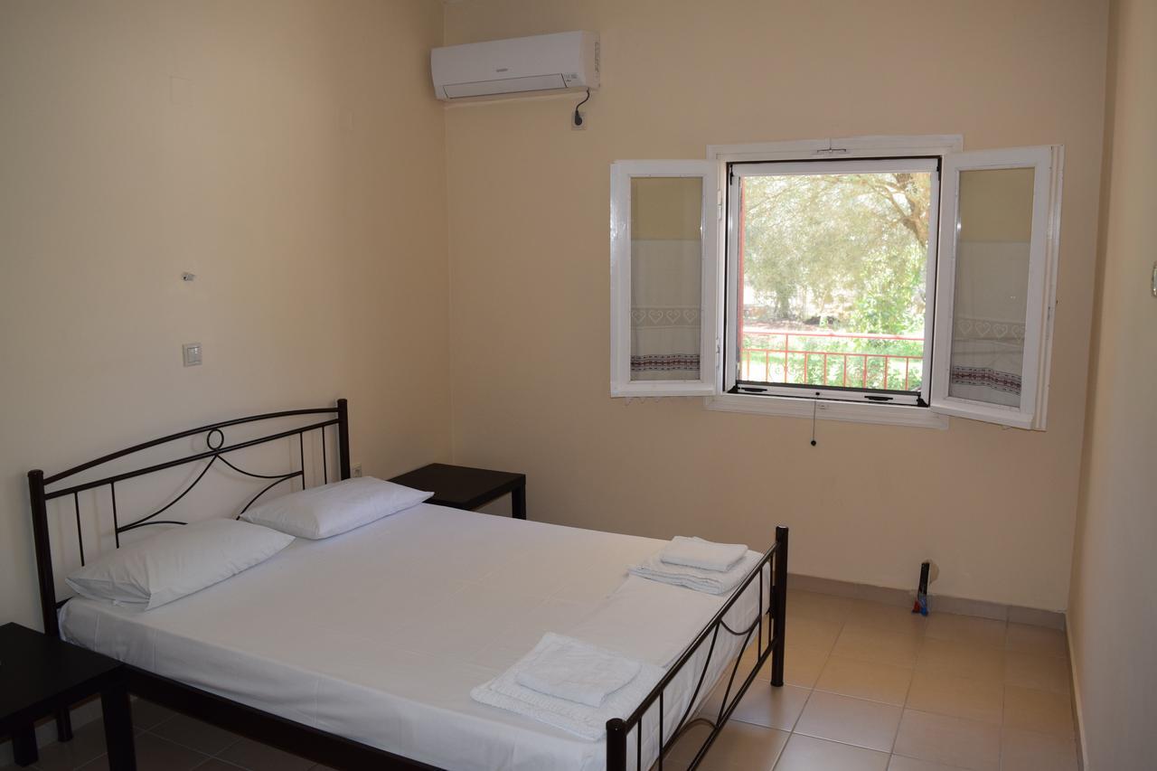 To Agridi Apartamento Tsoukaládhes Exterior foto